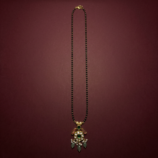 KUNDAN BLACK BEEDS-K-BB00004